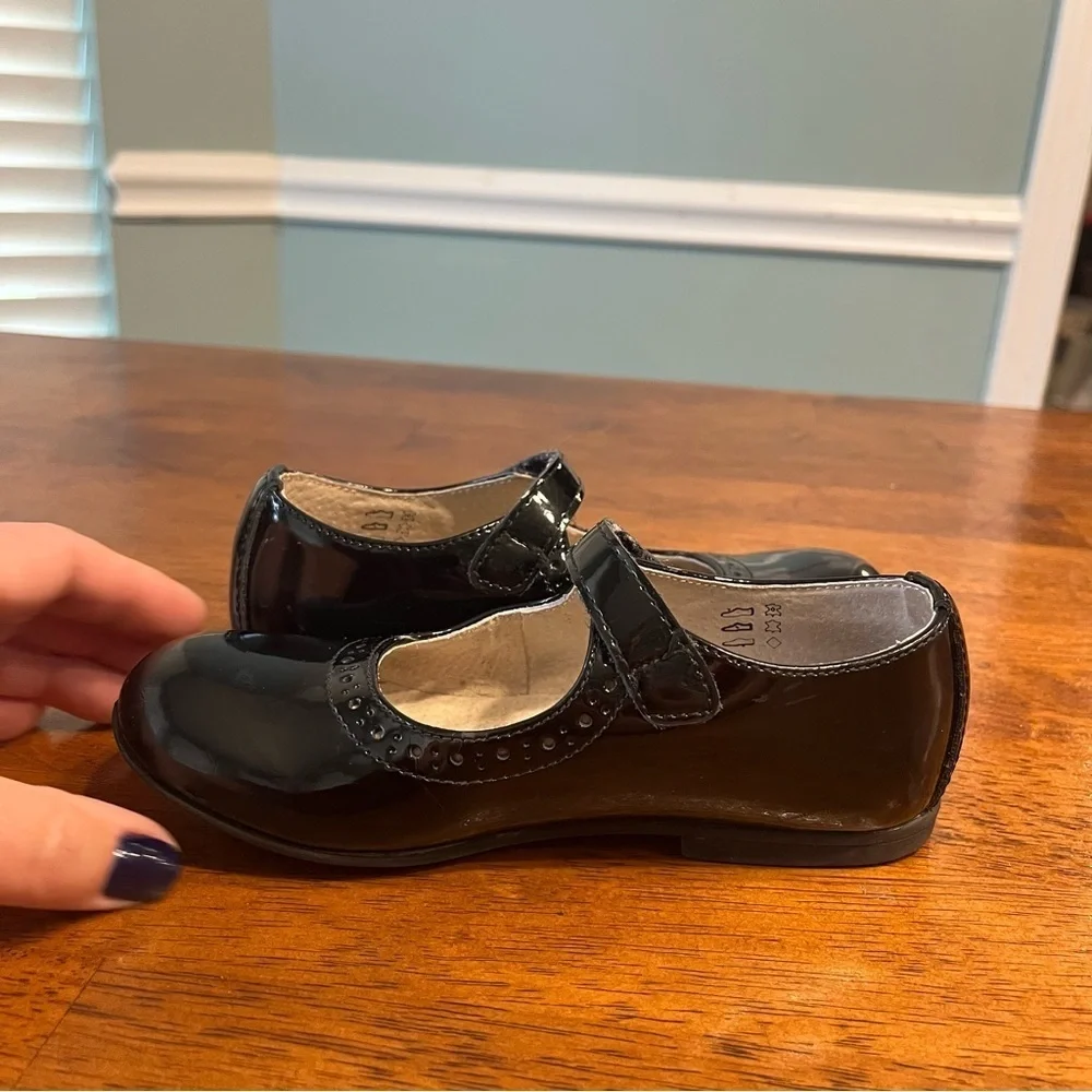 FootMates Emma Mary Jane Shiny Black Dress Shoes size 12 wide insole